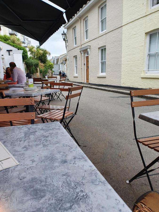Newly Refurbished 2Nd Floor Apartment Lil Nauti Fowey Exterior foto